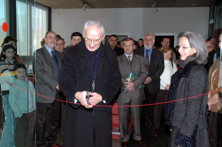 Opening to the public on 28th January 2006 – ribbon cutting ceremony