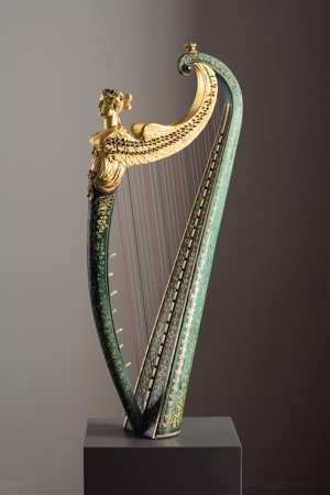 Celtic Hook Harp